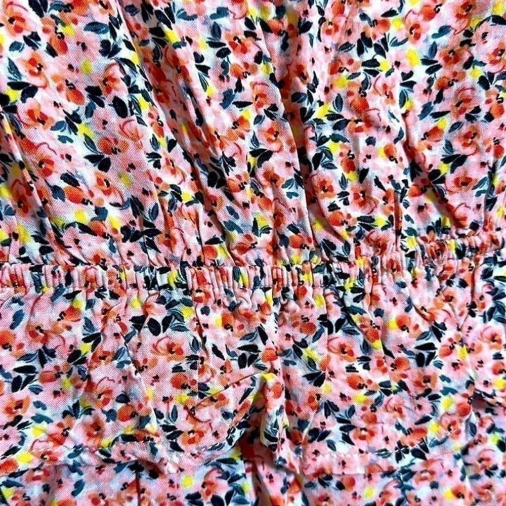 Sadie & Sage Peplum Top Womens Medium Pink Floral Twist Front Prairie Dainty‎